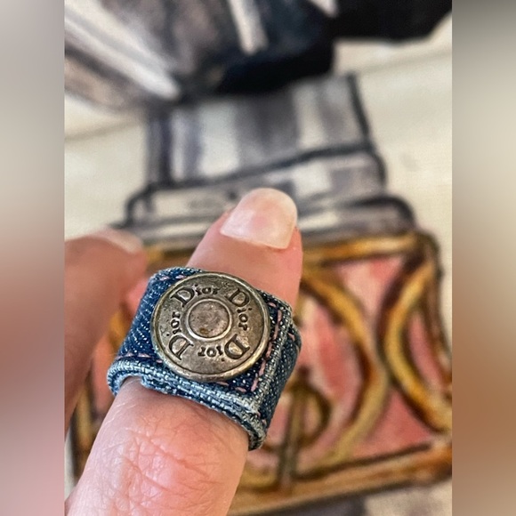 ⭐️COA⭐️👖RaRe CHRISTIAN DiOR Denim Snap-Ring⭐️Oh So HaUtE aNd So FuN⭐️Comes w/COA - Picture 3 of 14